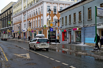 Маросейка / Улица Маросейка в Москве. Дом П.Н. Лебедева. Февраль 2024.