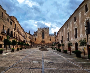 &nbsp; / Santes Creus (Aiguamúrcia) - Plaça Sant Bernat - Alt Camp