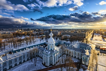 Город с высоты / Звонница Смольного собора