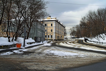 Андроньевский проезд / Андроньевский проезд в Москве. Февраль 2024.