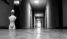 Одиночество в коридоре / Одиночество в коридоре