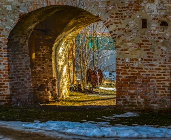 Городской ангел / весна, Великий Новгород