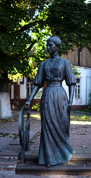 Ирина Паскевич / Памятник Гомель
