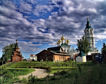 &nbsp; / Казанская церковь