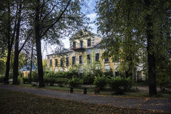 Отданный разрухе... / ***