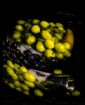 Виноград. / Натюрморт.