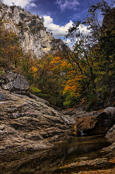 "Ванна молодости" / Крым, Соколиное, Большой Каньон Крыма