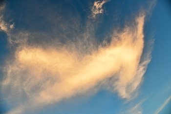 Обнаженное облако ... / ***