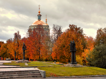 Собор в золото одет / Собор в золото одет