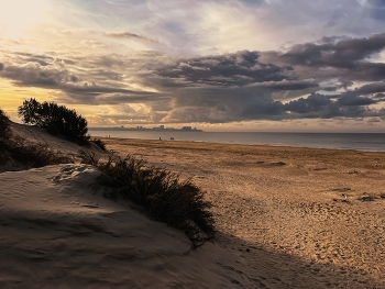 Переменная облачность / ***