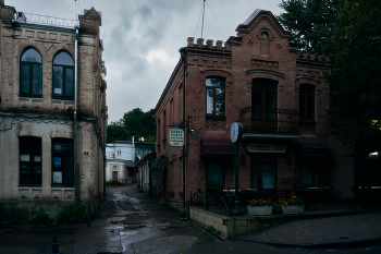 вернуться / ***