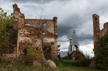 Здесь связь времён... и будущее с прошлым слиты. / Россия. Нижнеломовский Казанско -Богородицкий мужской монастырь. 27-09-2025.