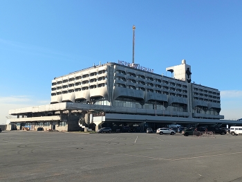 Морской вокзал в Санкт-Петербурге / ***