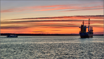 В ноябре на Северной Двине. / Северная Двина. Ноябрь. Архангельск.