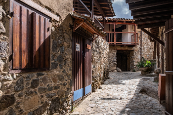 &nbsp; / старый город Κακοπετριά