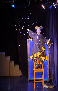 &quot;Маленькая колдунья&quot; / Театральная студия &quot;Начало&quot;, руководитель - Екатерина Баранова.