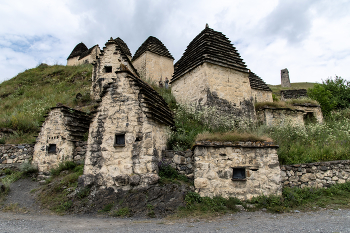 Даргавсий некрополь / ***