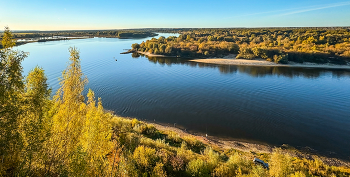 На осенних берегах Оки / ***
