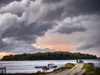 Скоро гроза / Небо