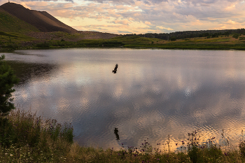 Закат над озером / ***