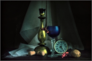 ..... Синий фужер .... / предметная композиция