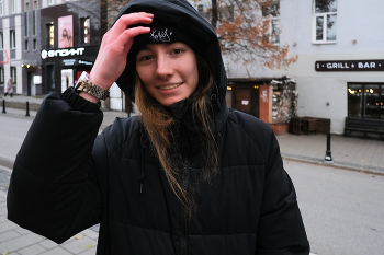 Незнакомка... / ***