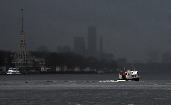 Непогода в Москве. / ***