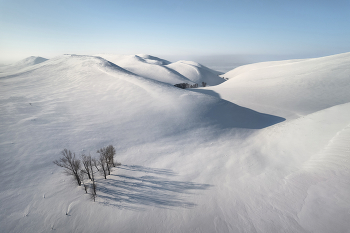 &quot;Долгие горы зимой&quot; / Оренбургская область, Южный Урал.
В мае я снова буду проводить фототуры в Долгие горы и другие степные локации Оренбуржья. Программа тура здесь https://www.arskashkarov.com/orenburg