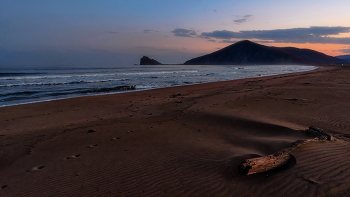 Вечерний пляж / Вечер в бухте Рудной, 11 25