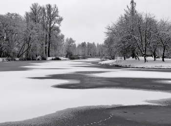 подмерзает / Колпино