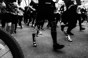 этюдъ с ножками / ***