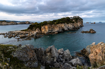 Скалистый берег / Приморье