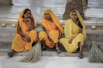 Перерыв / ***