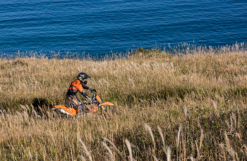 Гонки вдоль обрывов / Приморье