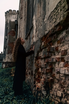 Холод замка / модель Ангелина Табакова