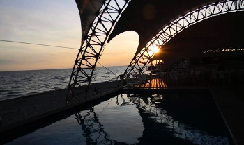 закат на море / на территории Казантипа..закат