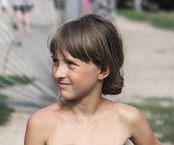 Девочка из села Кремёнки. / Чердаклинский район Ульяновской области.