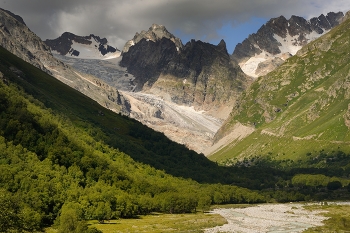 Лето в горах Кавказа / Башиль