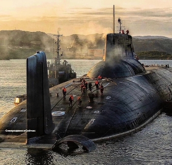 бывшая работа на плаву) / наш крейсер...списан уже ..жаль (