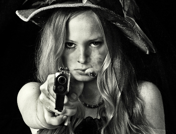 Бони / Актриса Маша.