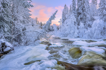 Утекает осень... / Кольский, Ноябрь 2025
Расписание туров
- 30 декабря - 8 января 2026 Новый год в Ворзогорах - МЕСТ НЕТ
- 24 января - 1 февраля 2026 Архангельская область. Ворзогоры, Кимжа, Пинега и т.д. - места есть
- 14 - 22 Февраля 2026 За Сиянием на Кольский - МЕСТ НЕТ
- 15 - 25 апреля 2026 Неземные пейзажи Казахстана. Мангистау - места есть
- 23 - 31 мая 2026 Реликтовая Русь - Весна в Кенозерье - 2 места
- 6 - 14 июня 2026 Белые ночи на Ладоге. Лахденпохья - места есть
- 20 июня - 5 июля 2026 Встречаем весну на озере Джека Лондона - места есть
- 11 - 26 июля 2026 Деревянное зодчество Архангельской области. К Белому морю вдоль Онеги и дальше - места есть
- 29 августа-13 сентября 2026 Золотая осень на озере Джека Лондона. Колыма - места есть
- 19 - 27 сентября 2026 Реликтовая Русь - Золотая осень в Кенозерье - места есть
- 3 - 11 октября 2026 Золотая осень на Ладоге. Питкяранта - места есть
- 14 - 22 Ноября 2026 Предзимье на Кольском полуострове. Речки и Аврора - места есть
- 30 декабря - 10 января 2027 Новый год в Кимже. Архангельская область вдоль Онеги - места есть
- 20 - 28 Февраля 2027 За Сиянием на Кольский - места есть
- 22 - 30 мая 2027 Реликтовая Русь - Весна в Кенозерье - места есть