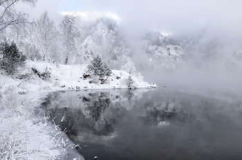 Горы в отражении / Такое красивое начало зимы было в Сибири