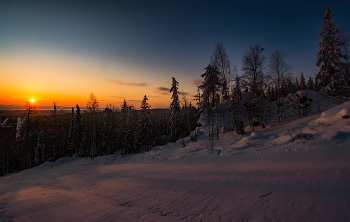 Утро на склоне / Уральская природа