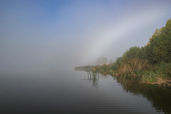 Осенне-туманное озеро / ***