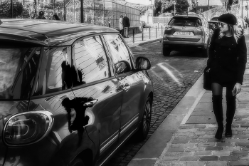 &nbsp; / и опять отражения.)
Монмартр. Париж.