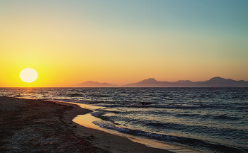 Жаркий вечер / Закат на о.Кос .Sigma SD1M