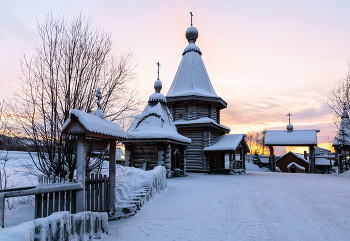 деревянные церкви Руси / Церковь иконы Божией Матери Живоносный Источник на Печенгском подворье