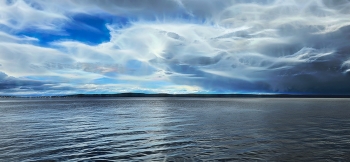 Многоцветие бархатного неба / Карелия, Петрозаводск, 2025 год