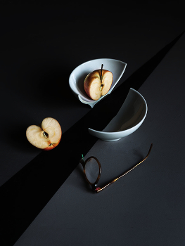 на пополам / натюрморт