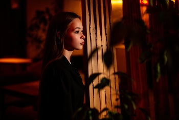 В ресторане / модель Ангелина Табакова